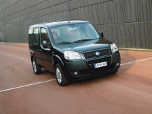 Фото FIAT Doblo Panorama  №9